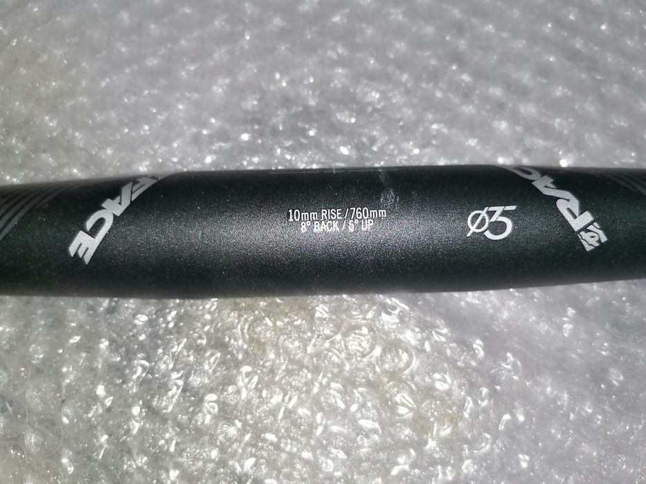 Guiador race face affect novo