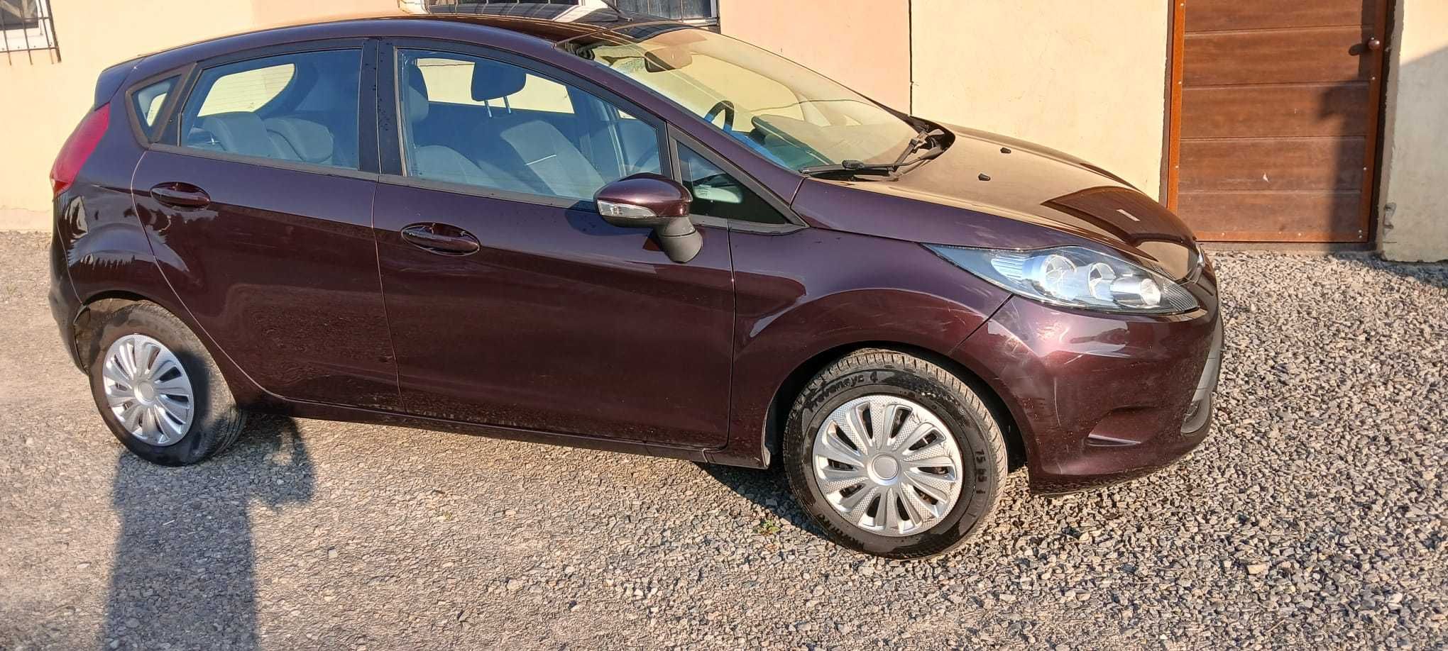 Ford Fiesta 1,2i, 2011r