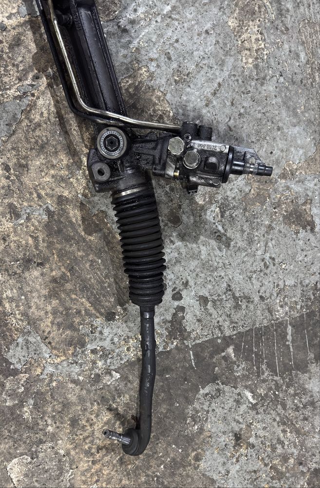 Caixa de direccao servotronic bmw E39 520/525/530/540