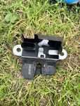Zamek klapy tylnej do VW Golf V, VI kombi variant tiguan, seat skoda