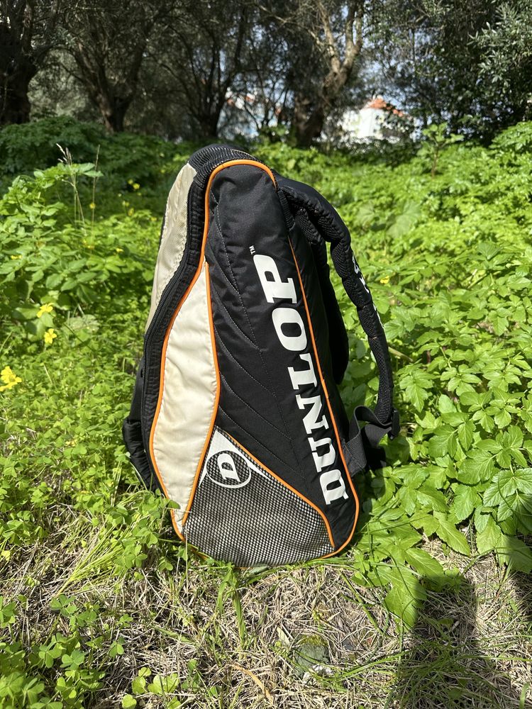 Saco Mochila de Padel da Dunlop com compartimento térmico