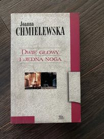 Książka Dwie głowy i jedna noga Joanna Chmielewska