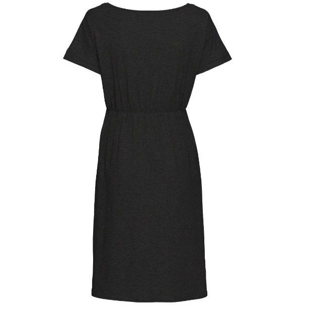 Чорне жіноче плаття