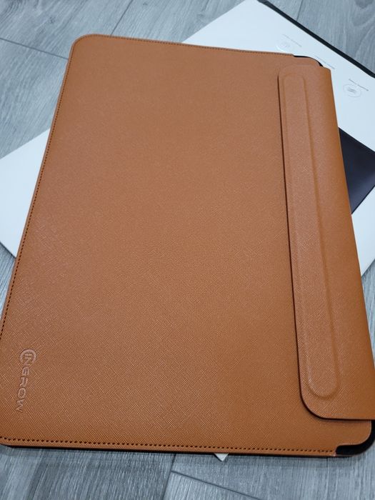 Шкіряний чохол для MakBook Air 15,3