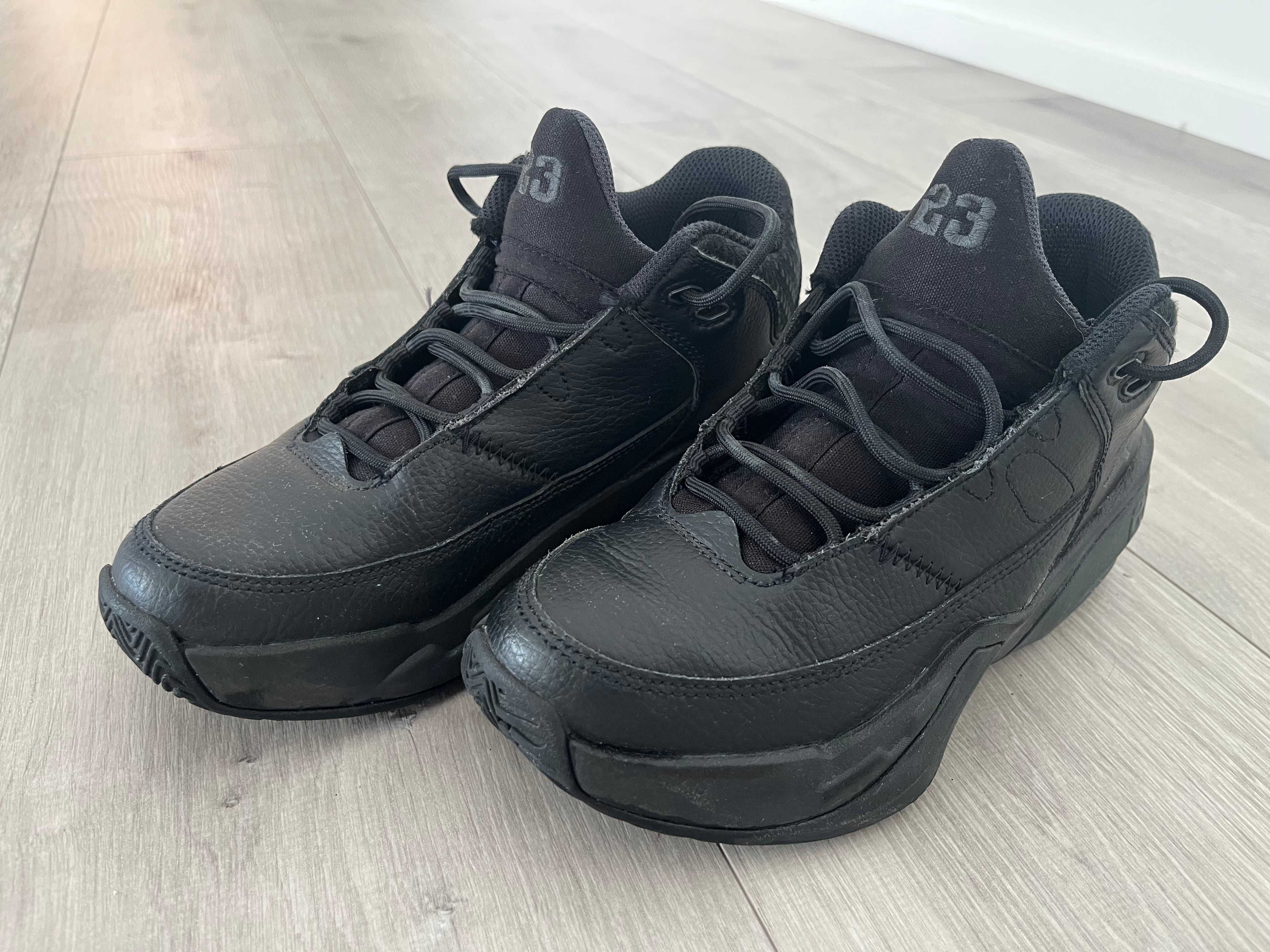 Air Jordan Max Aura 3