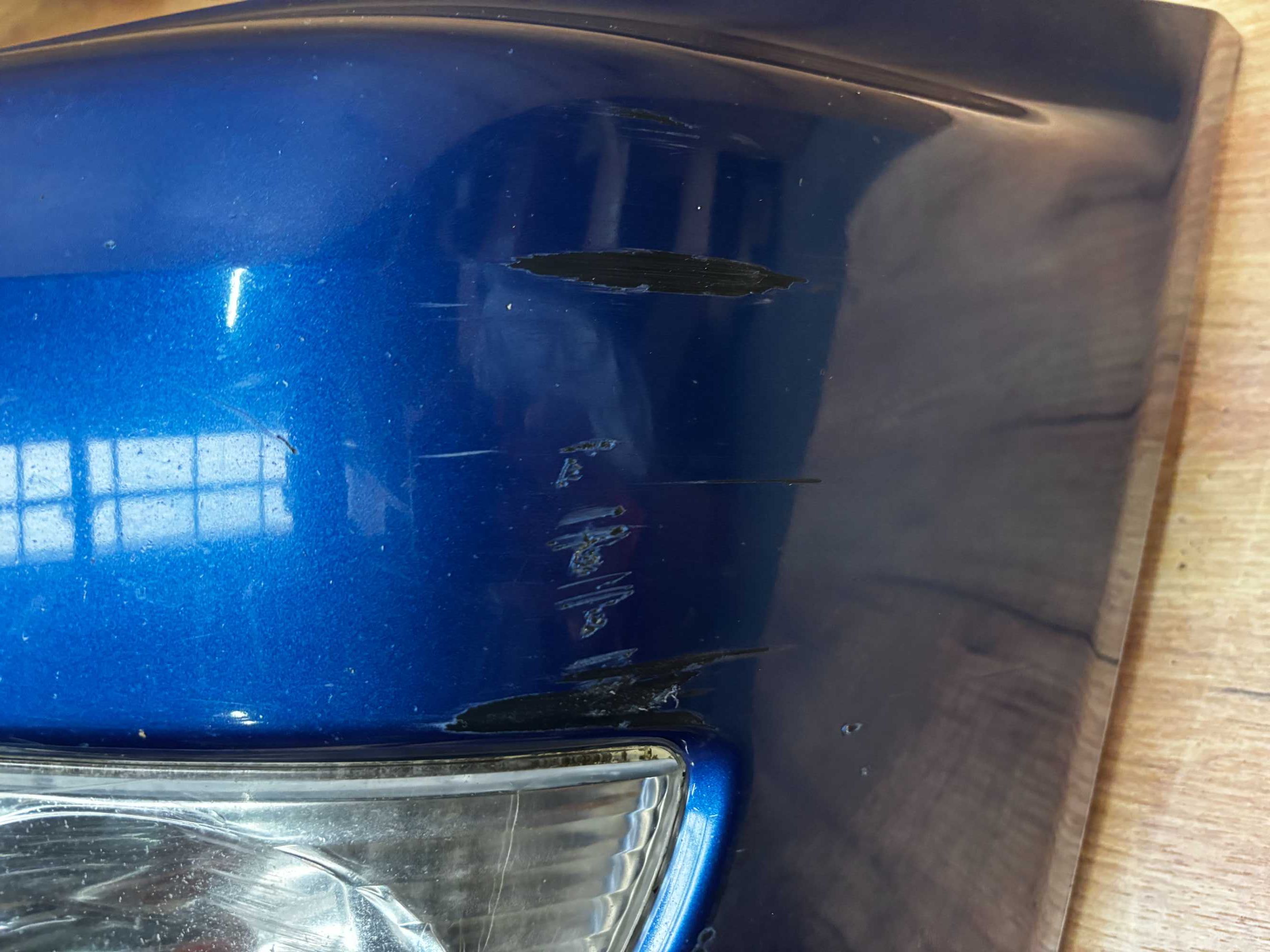 Zderzak przedni Lexus IS200 kolor 8n8
