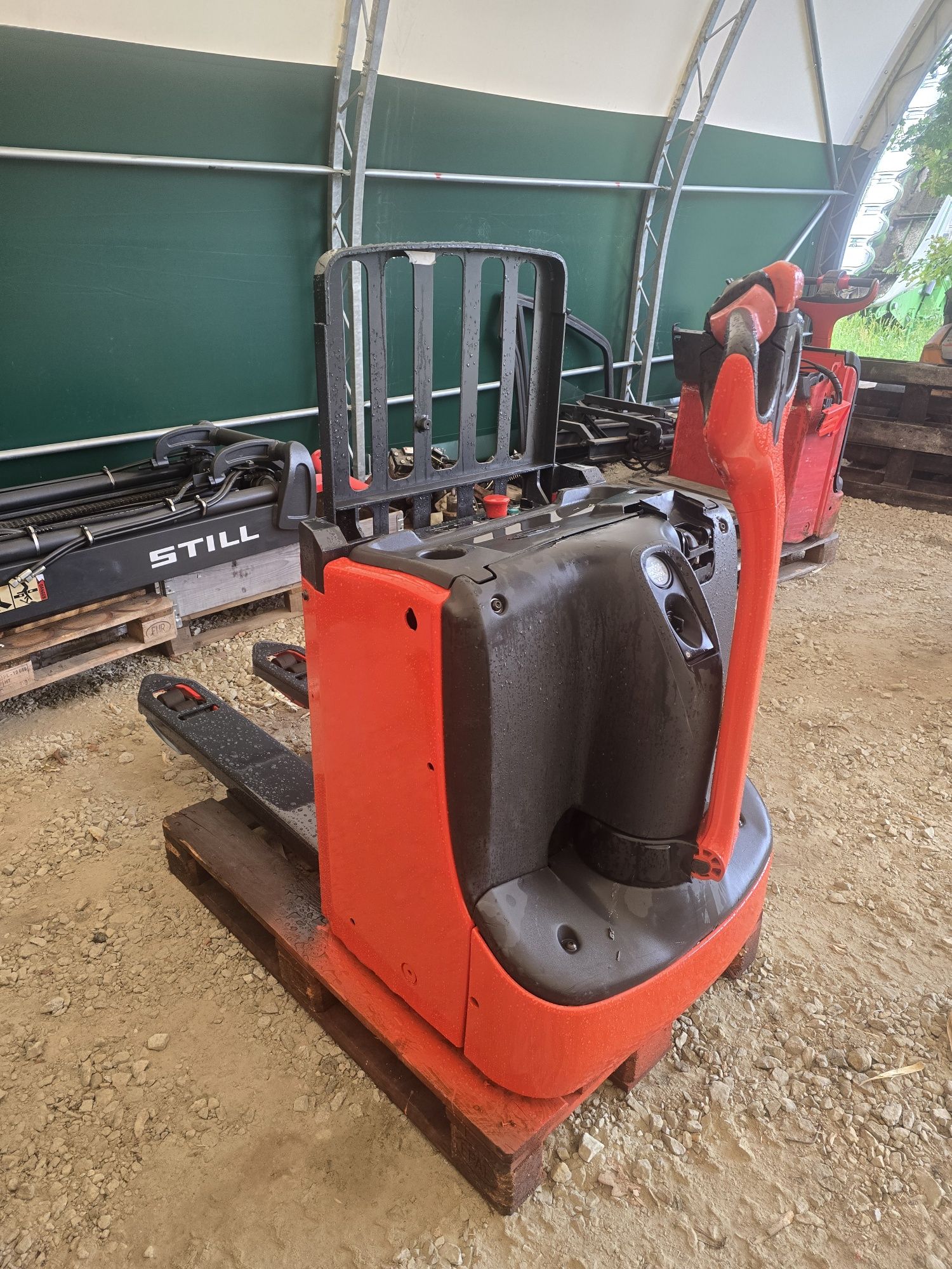 Linde t16 L paleciak z masztem