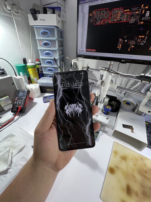 Ремонт Poco X3 Pro (не вмикається)