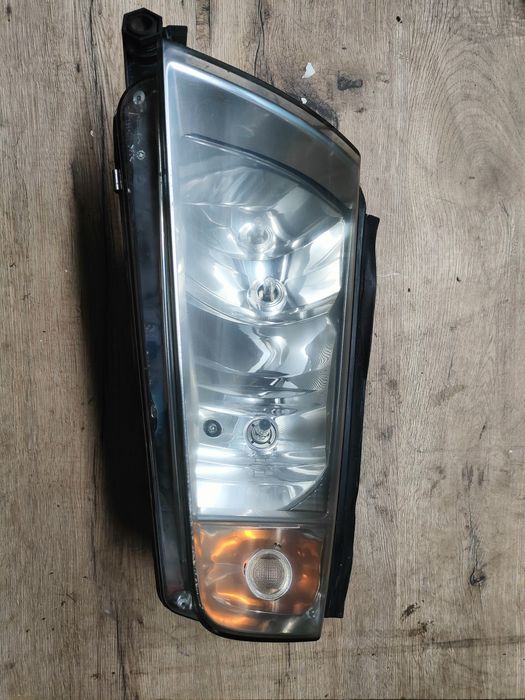 Skoda Fabia 1 reflektor lampa lewy przód