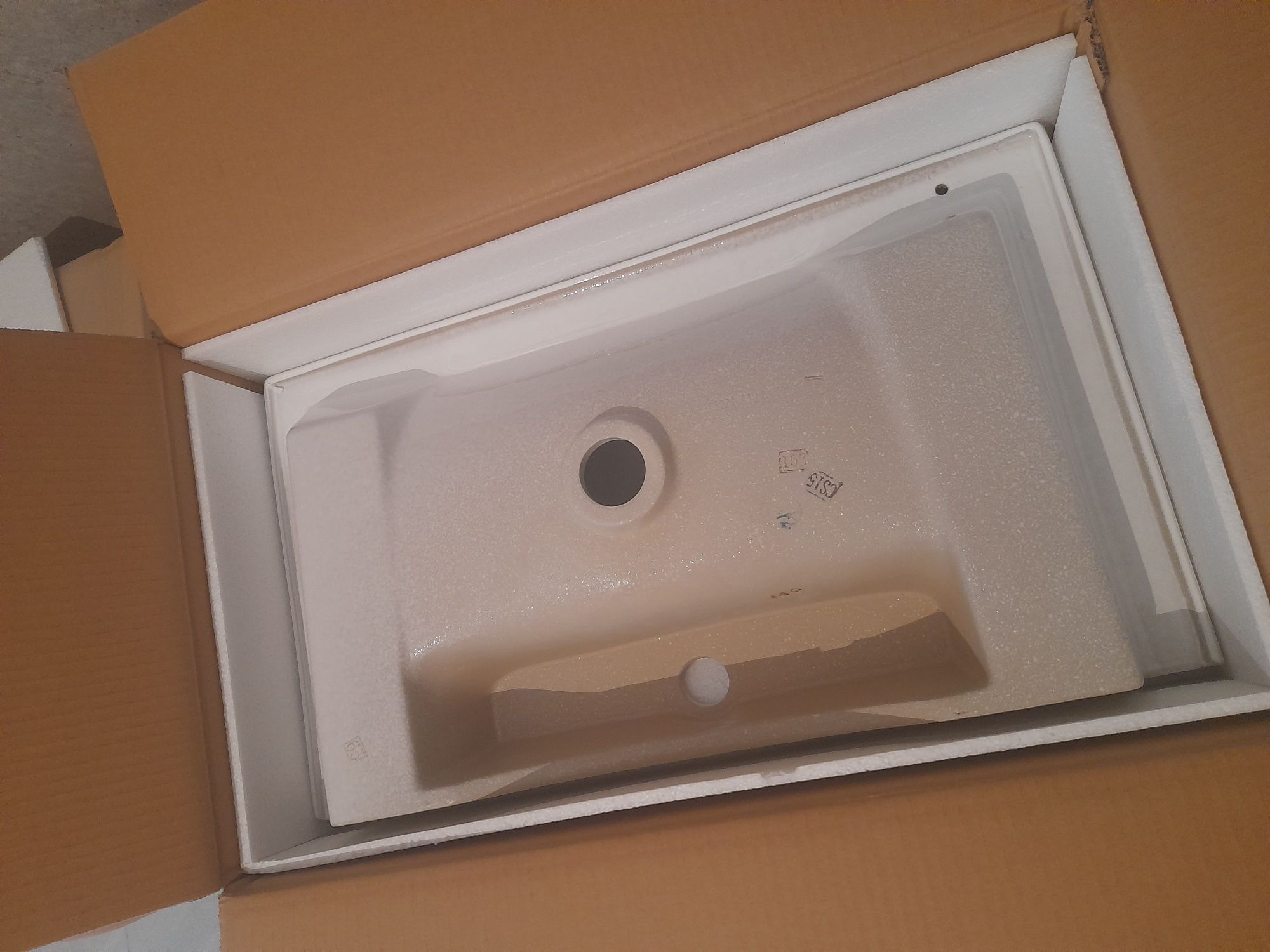 Umywalka Ceramiczna NOWA 60×40
