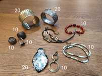 Bransoletki pierścionki zawieszki kamienie kolorowe Boho metalowe