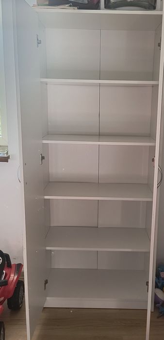 Szafa do pokoju dziecięcego