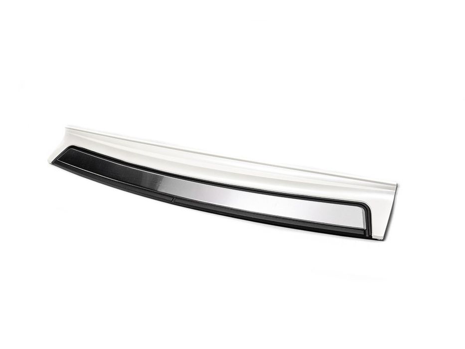 Toyota LandCrusier 200 Вставка на задний бампер 2016+ (ABS+ нерж)