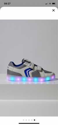 Sapatos geox com luz