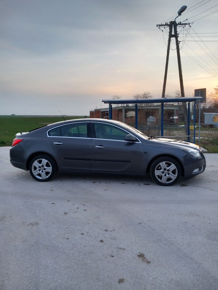 Opel Insignia 2.0 160KM