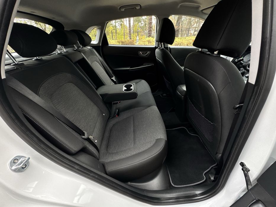 Hyundai KONA elektric  64 kWt 2020 рік