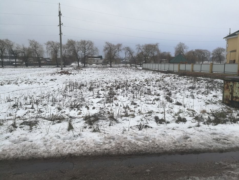 Продаётся участок под застройку дома,котеджа,сада.