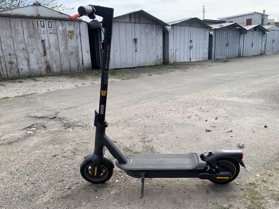 Самокат ninebot max g2