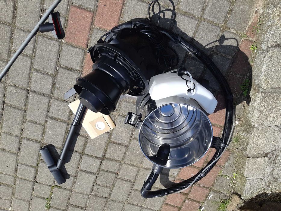 5 W 1 Odkurzacz na Mokro Piorący warsztatowy Scheppach  1600 watt
