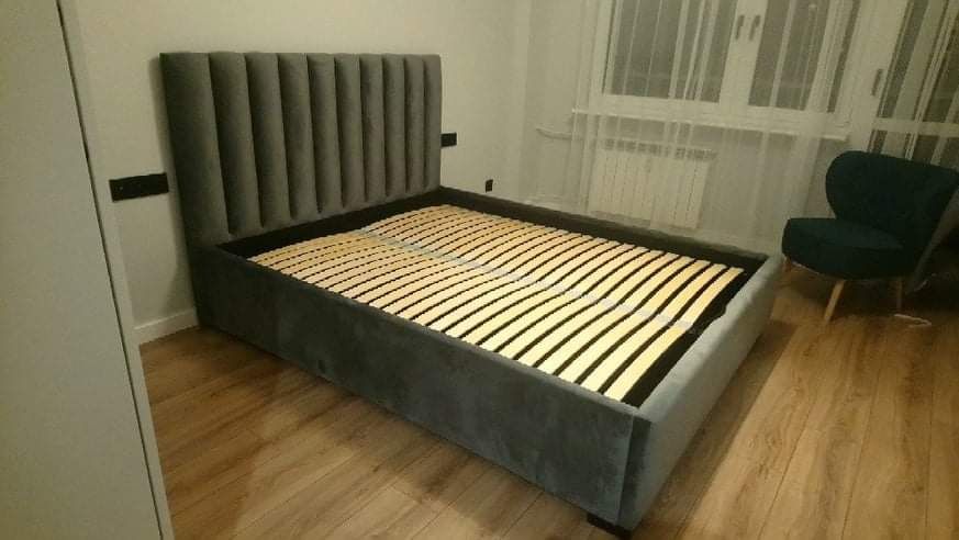Łóżko tapicerowane x220 półwałki panele na wymiar welur pojemnik
