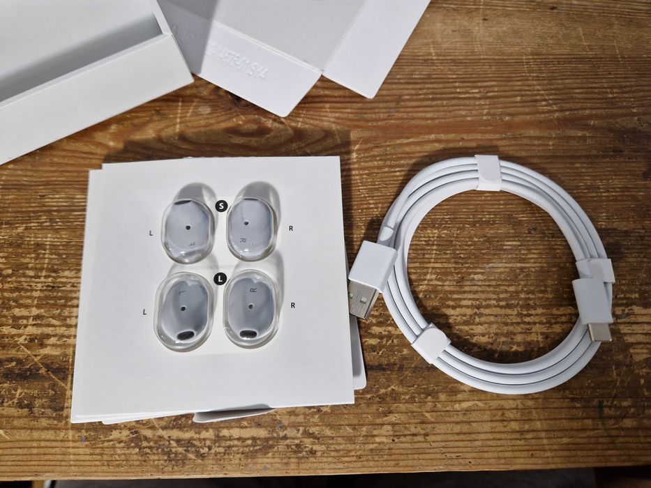 Słuchawki bezprzewodowe douszne Microsoft Surface Earbuds (3751)