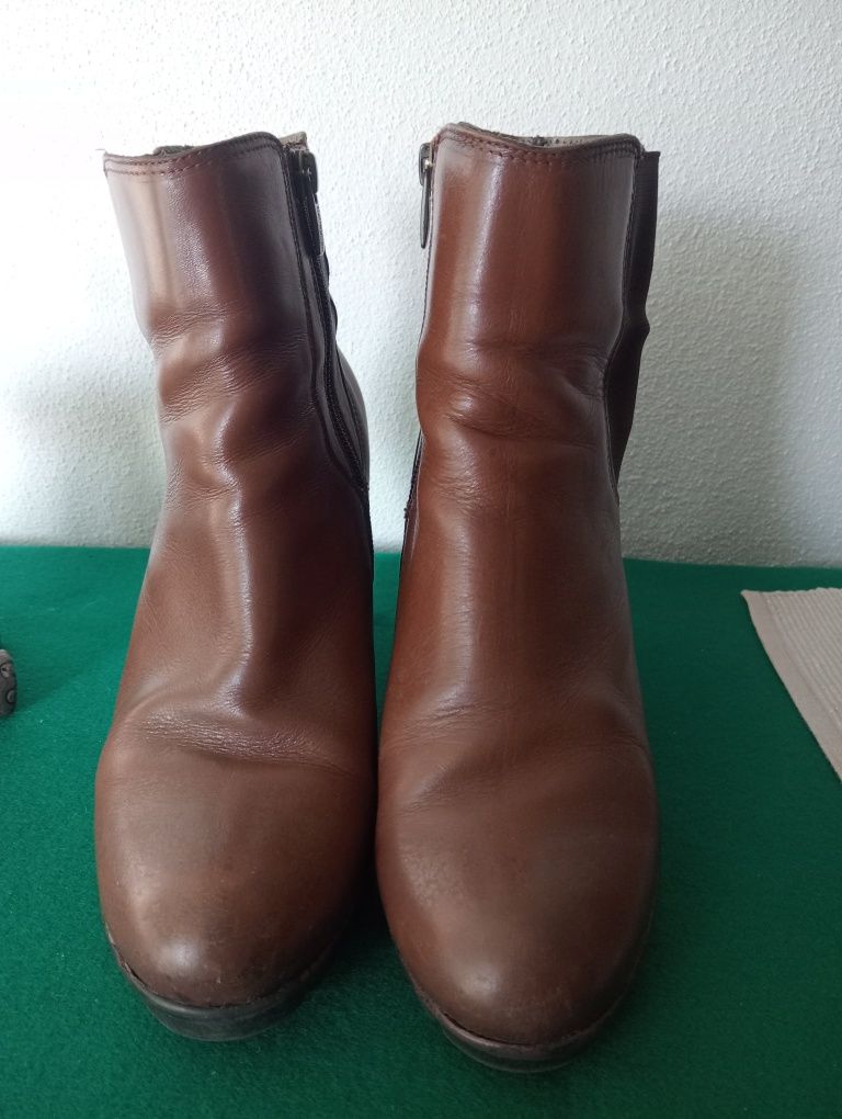 Botas Callaghan castanhas