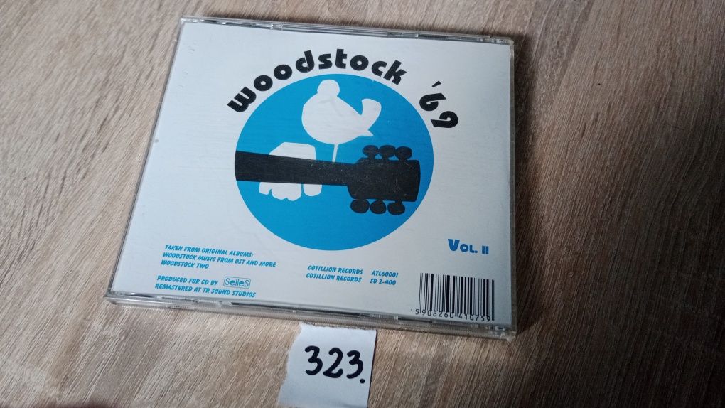 Woodstock 69 2 CD.  323.