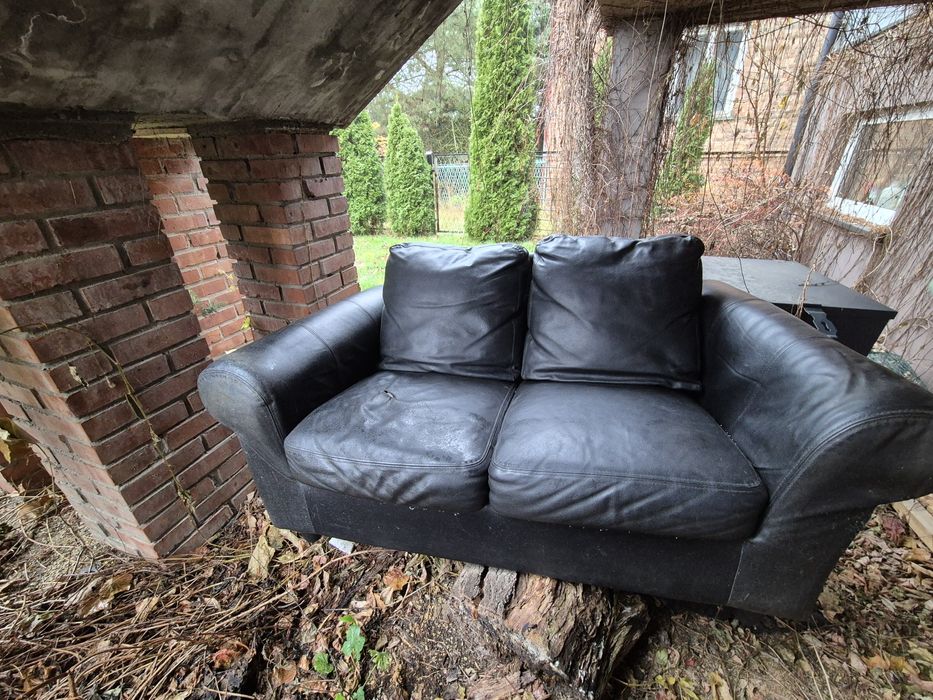 Oddam kanapę dwuosobową