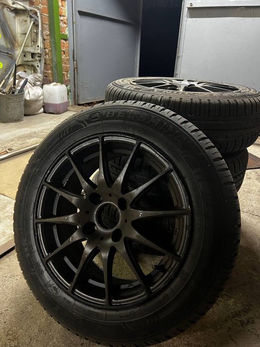 Титани ваз 4/98.