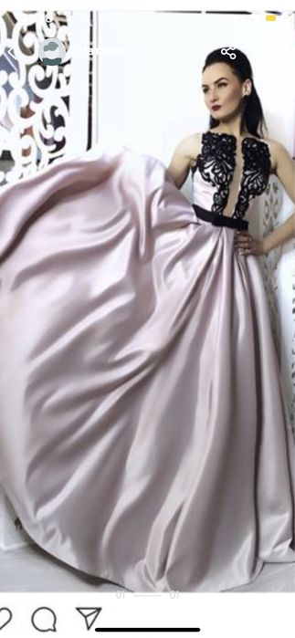 Сукня випускна