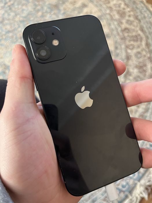 Айфон 12 продам на 128 гб