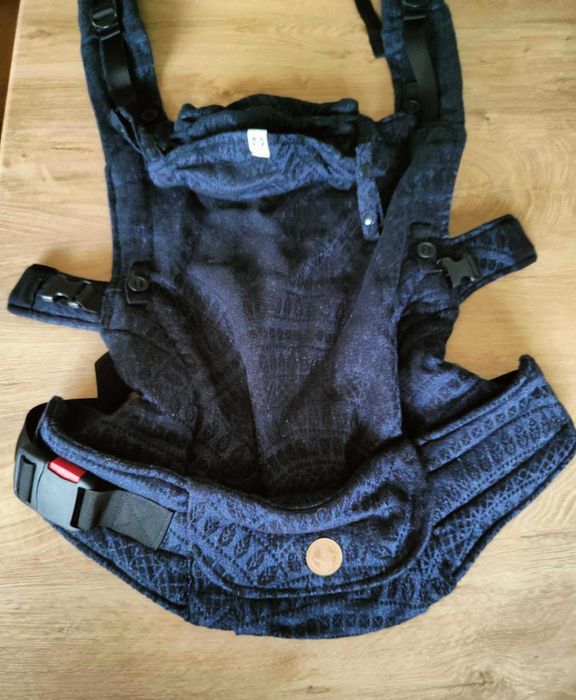 Nosidełko LennyLamb LennyHybrid Half Buckle – stan bardzo dobry