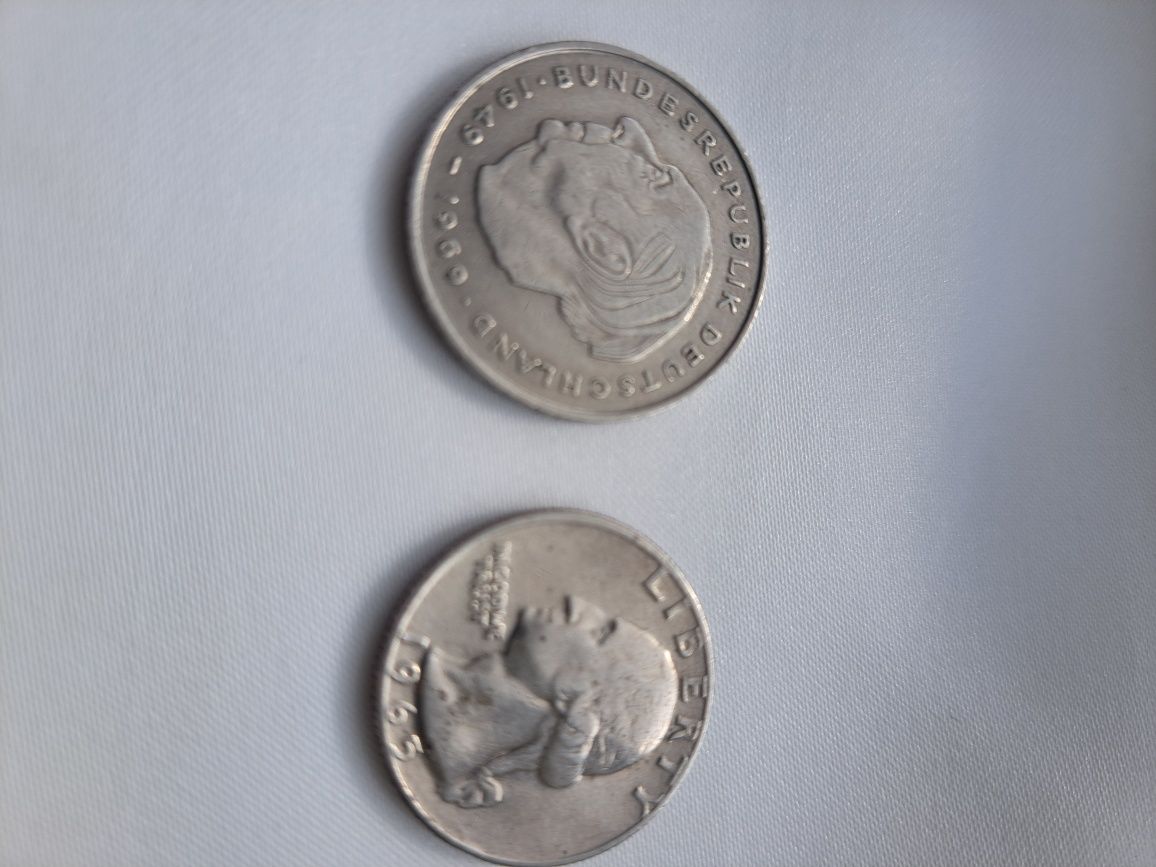 Монеты. 2 Deutsche mark 1973 г, четверть доллара  1965 г.