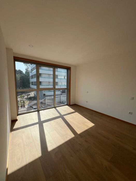 APARTAMENTO T2 PARA ARRENDAR- URGEZES, GUIMARÃES