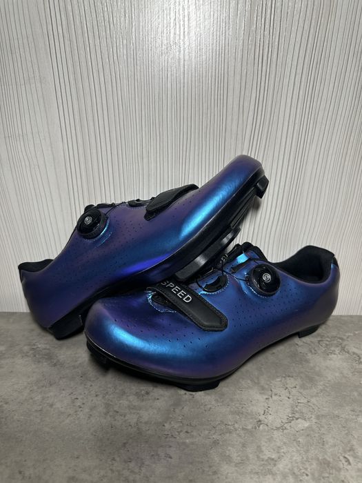 Вело взуття для шосейників