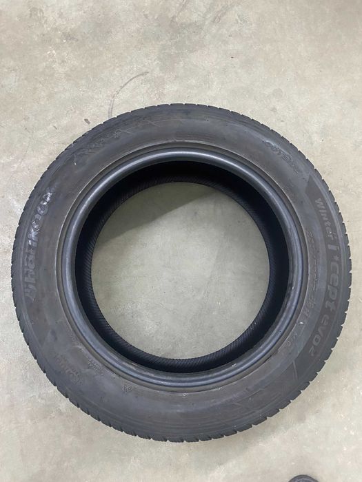 Hankook Winter Icept Evo2 235/55R17 99H M+S Nr 1112