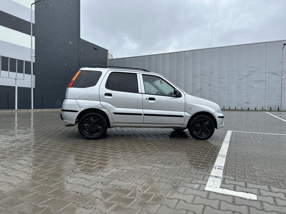Subaru Justy 1.3 benzyna 4X4 staly