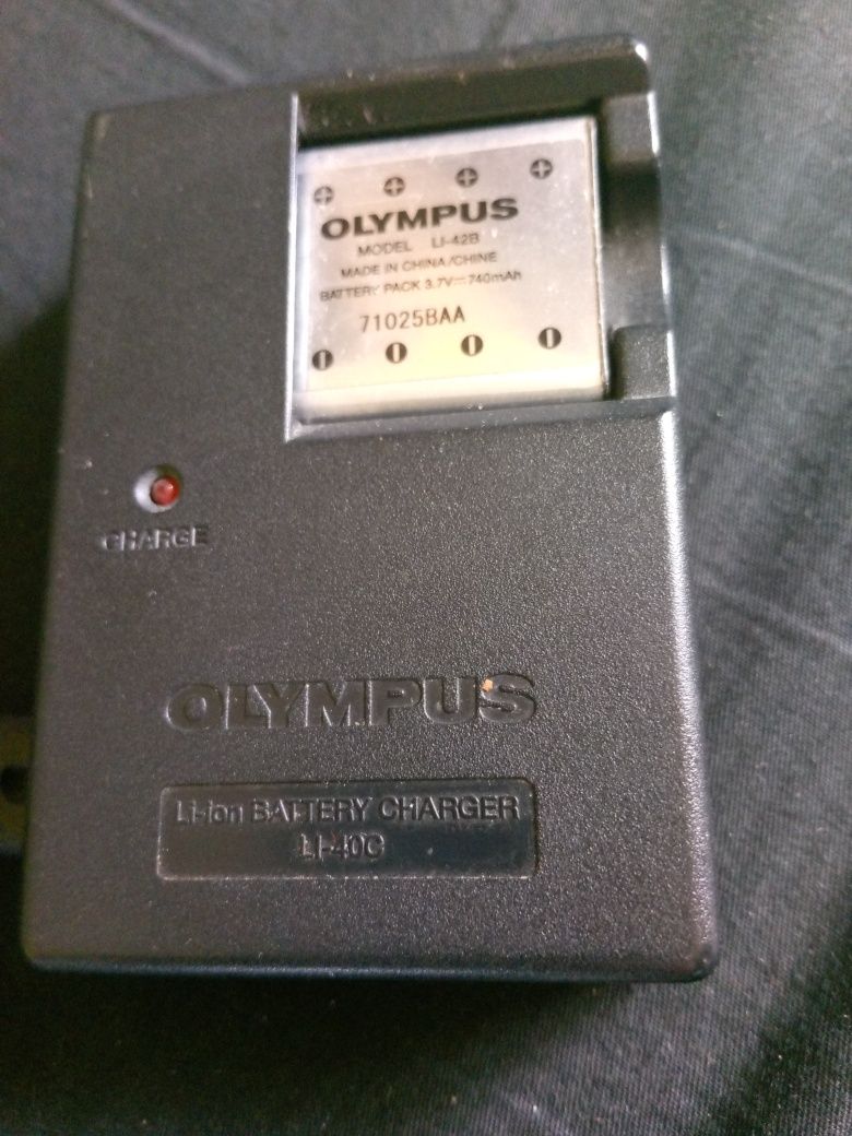 Зарядка на OLYMPUS для цифрового фотоаппарата