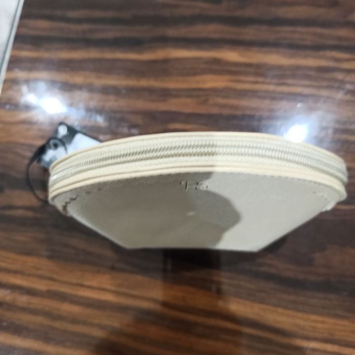 Bolsa Primark pequena nova