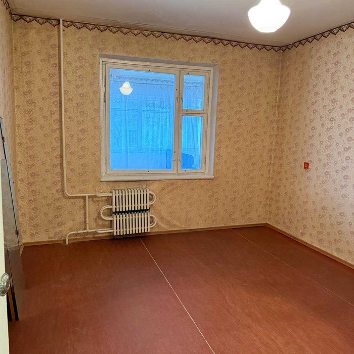 Продам велику! 3 лоджії! 2-к.квартиру на ж/м Лівобережний-3!