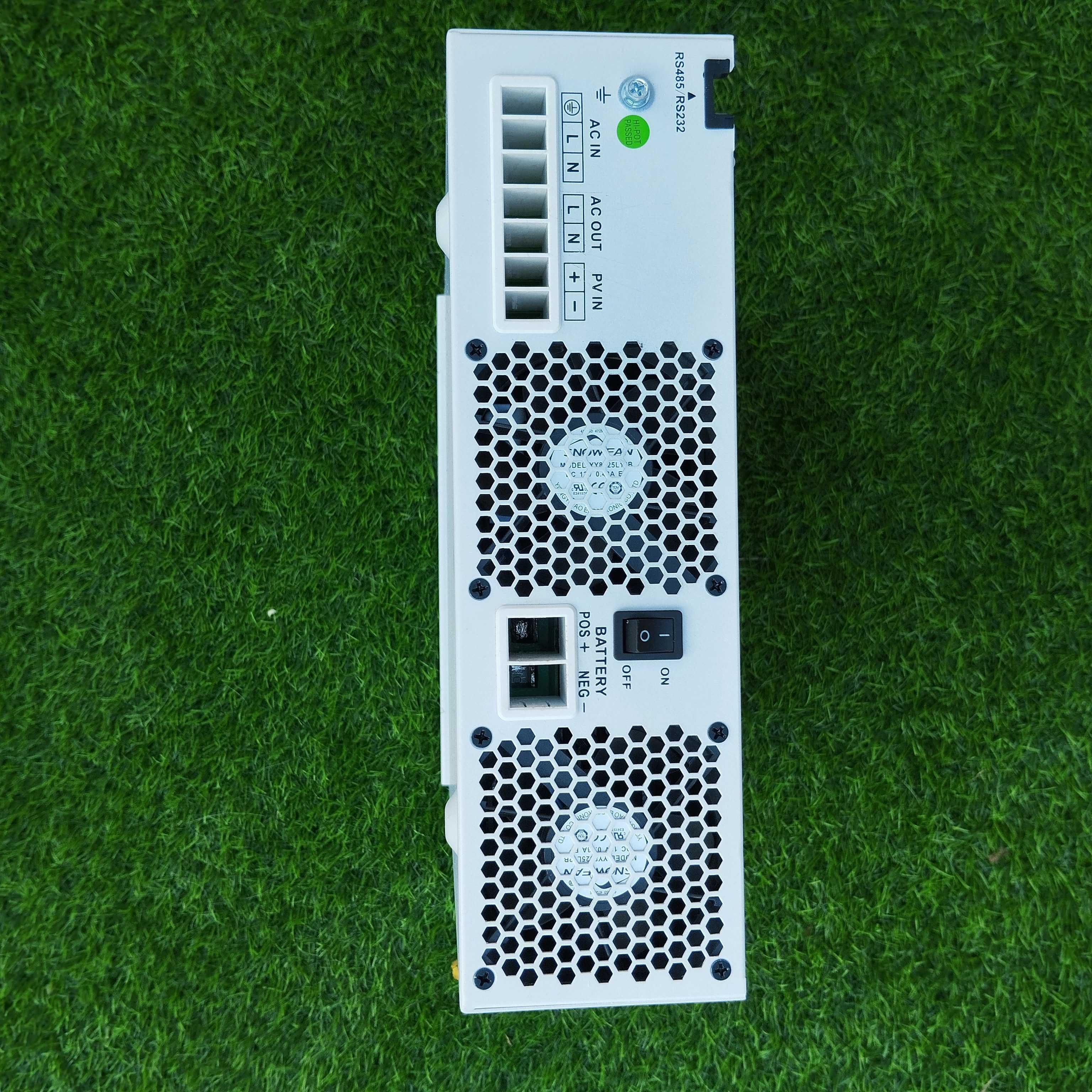 Falownik hybrydowy inwerter solarny 3500 W uszkodzony