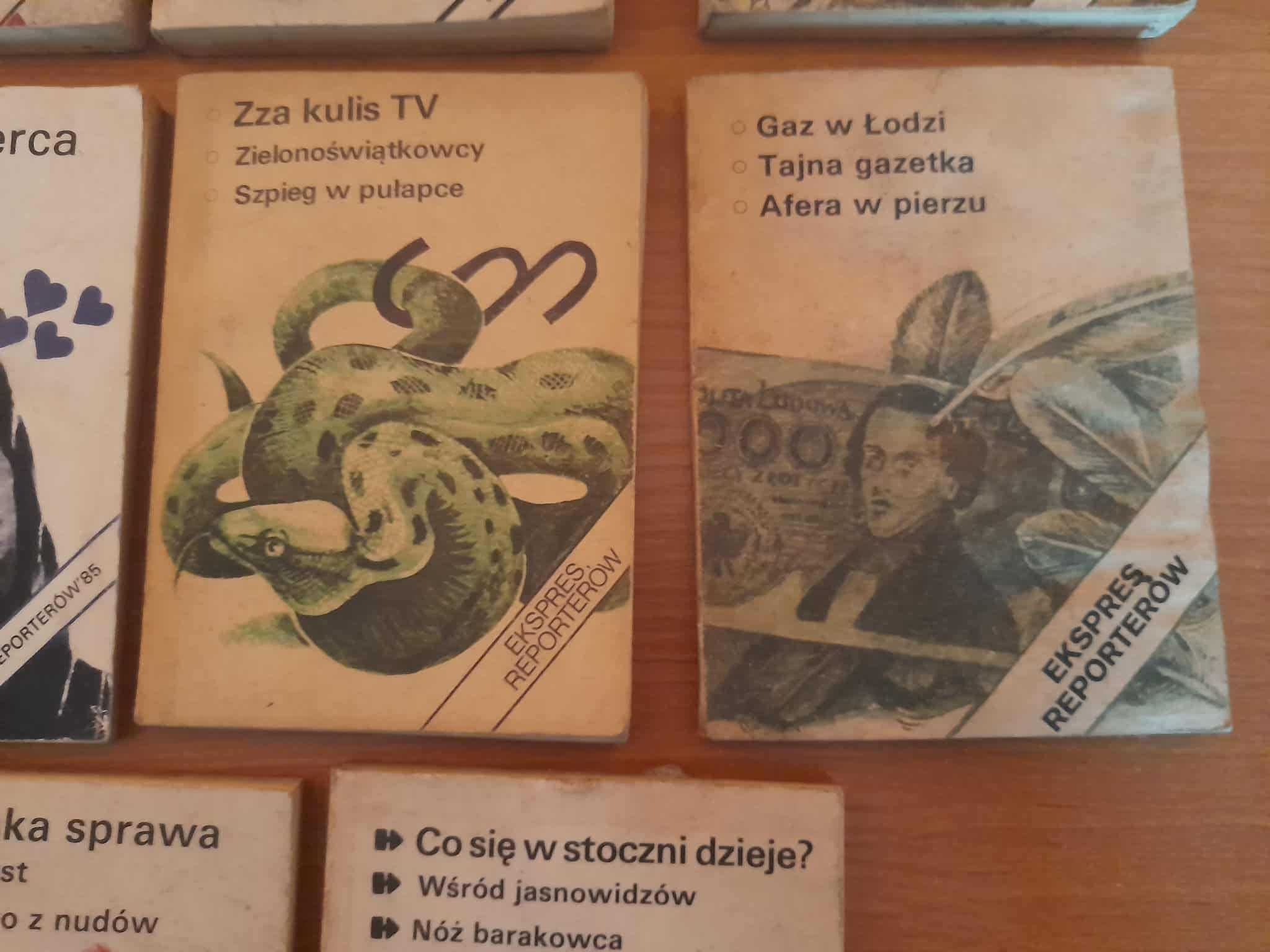 11 mini książeczek z czasów PRL
