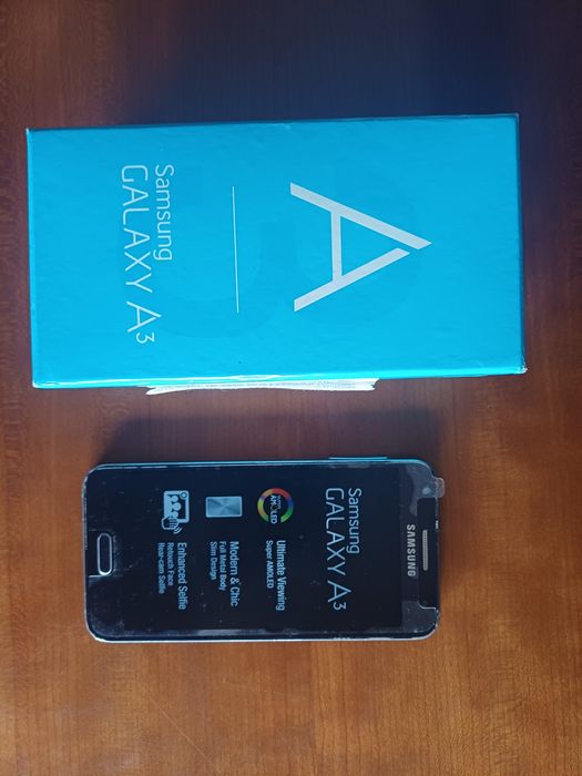 Telemóvel Samsung Galaxy A3