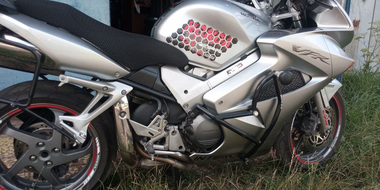 HONDA VFR 800 Interceptor VTEC 2004