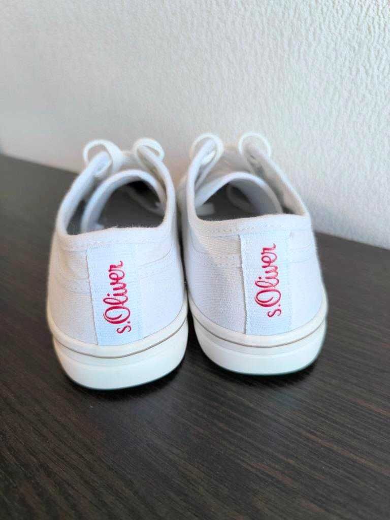 Жіночі кеди низькі S.Oliver Red Label, нові, 41 р., 27 см Білі