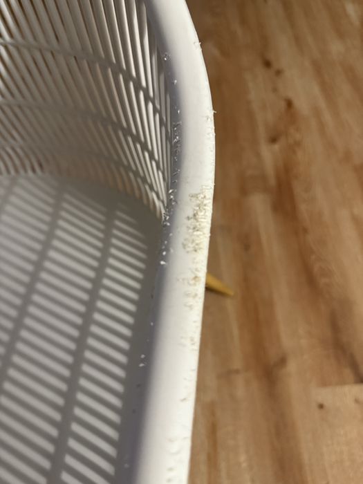 Ażurowe białe krzesło, boho, styl skandynawski