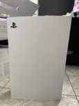 PS 5 825 GB + зарядна станція і 2 джойстика