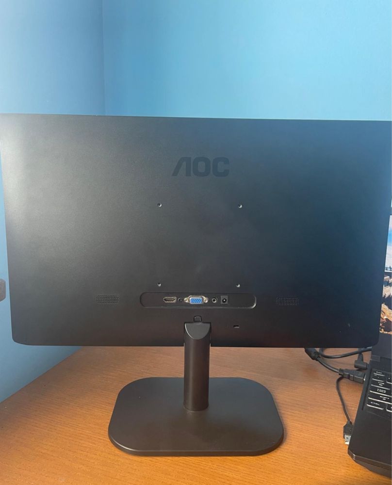 Monitor AOC 22 LCD