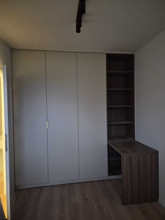 Nowe, nigdy niezamieszkałe mieszkanie  z klimatyzacją i ogrodem.