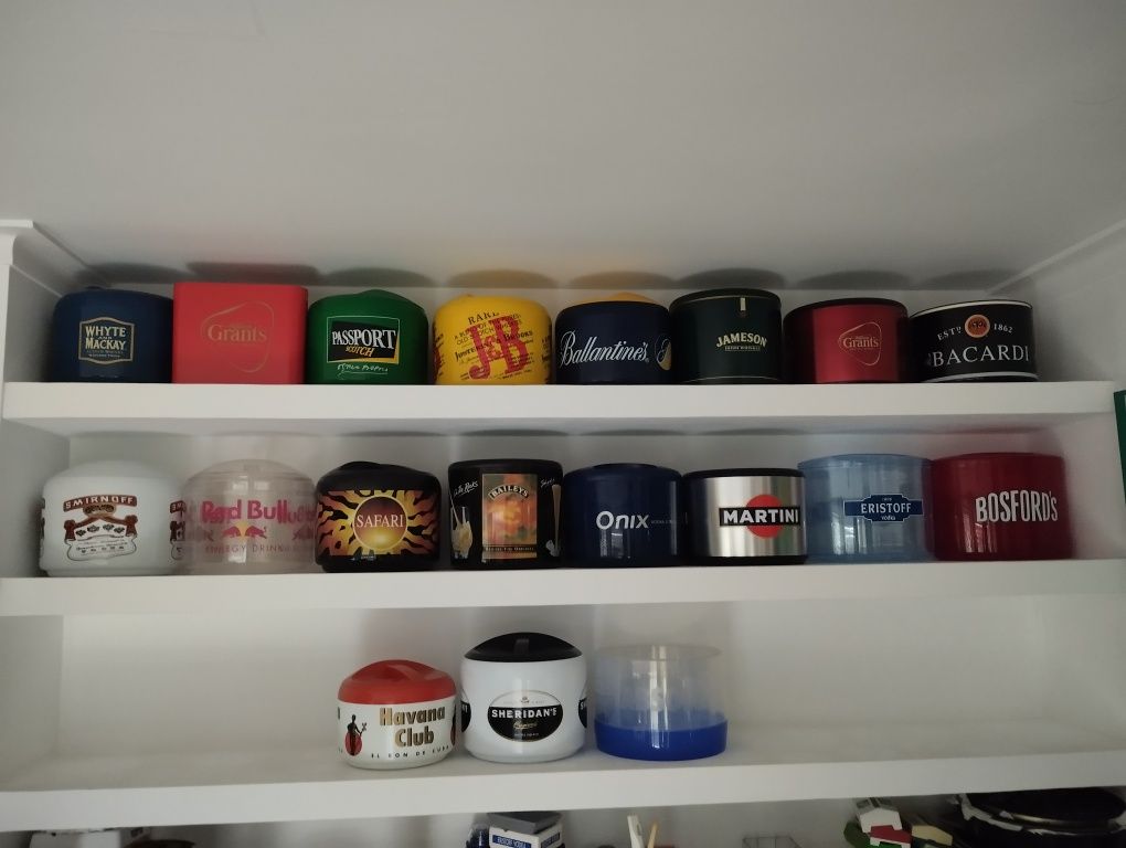 Baldes de gelo para colecionadores